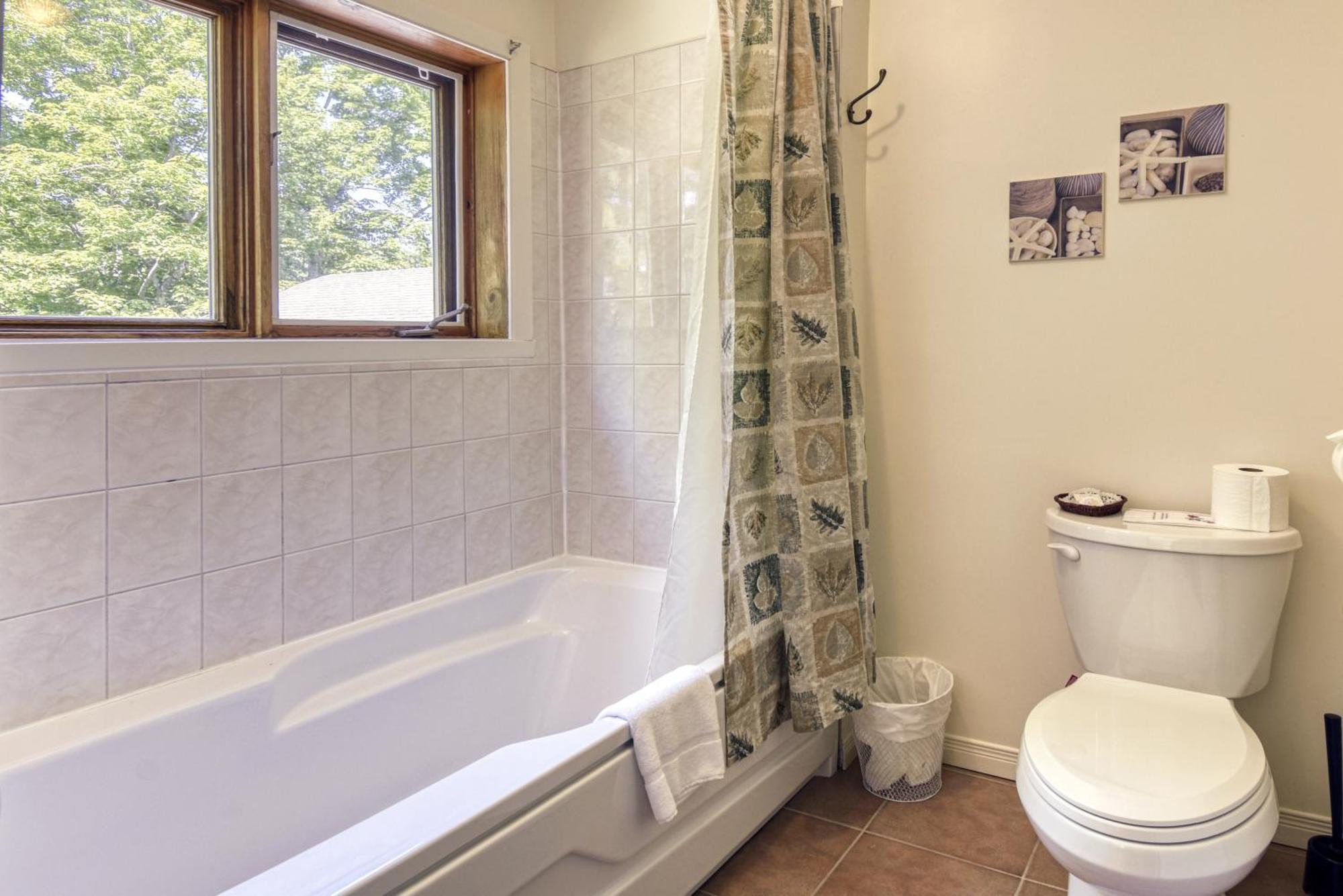 Auberge Le Lupin-Self Check-In Mont-Tremblant Ngoại thất bức ảnh