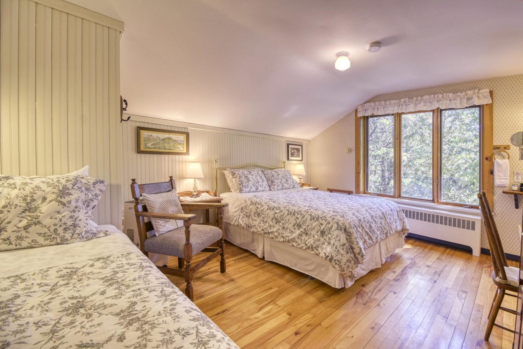 Auberge Le Lupin-Self Check-In Mont-Tremblant Ngoại thất bức ảnh