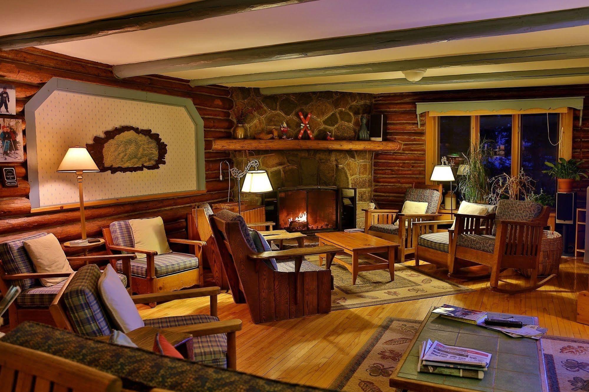 Auberge Le Lupin-Self Check-In Mont-Tremblant Ngoại thất bức ảnh